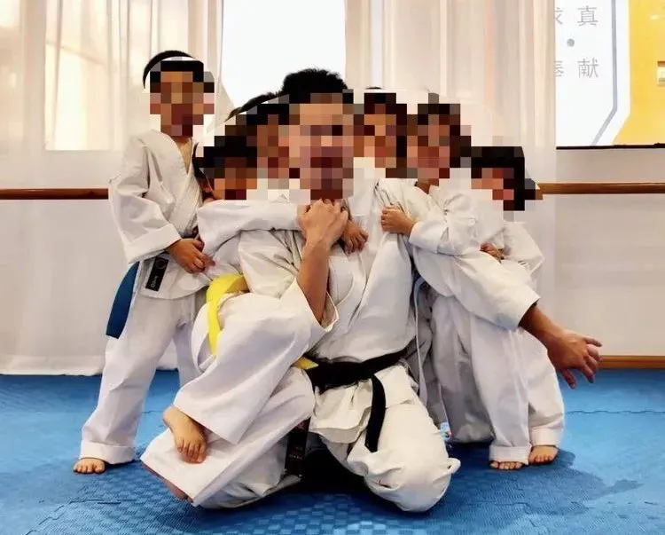 业余篮球爱好者如何通过集训提升技能?_1